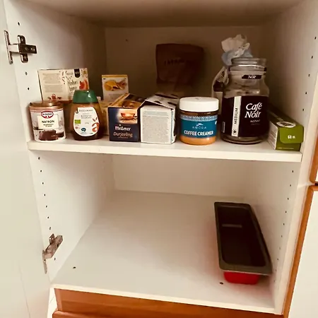 Villa And Cozy Family House At Center