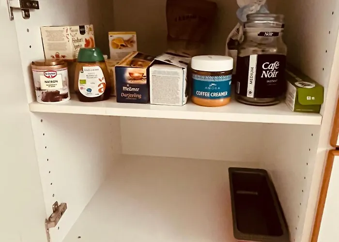 Villa And Cozy Family House At Center