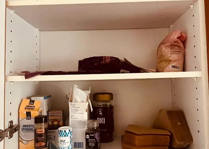 Villa And Cozy Family House At Center